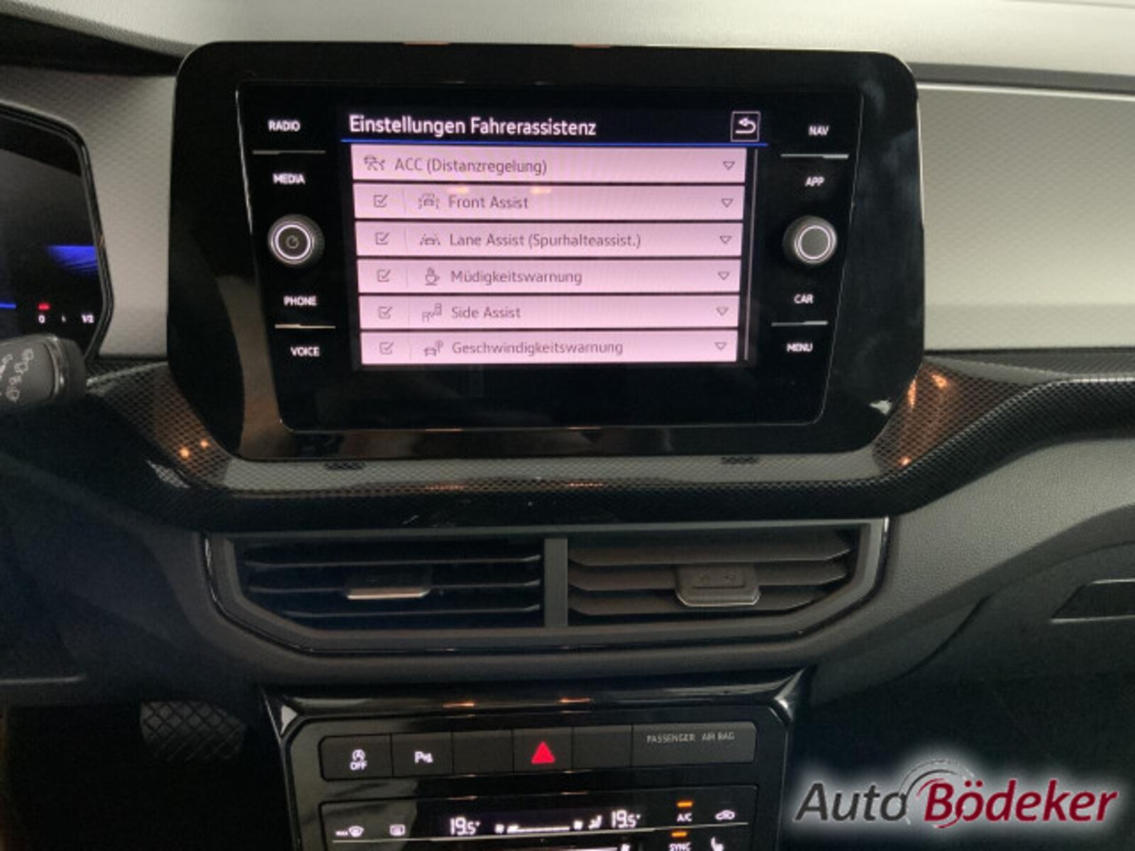 Volkswagen T-Cross – Bild 14