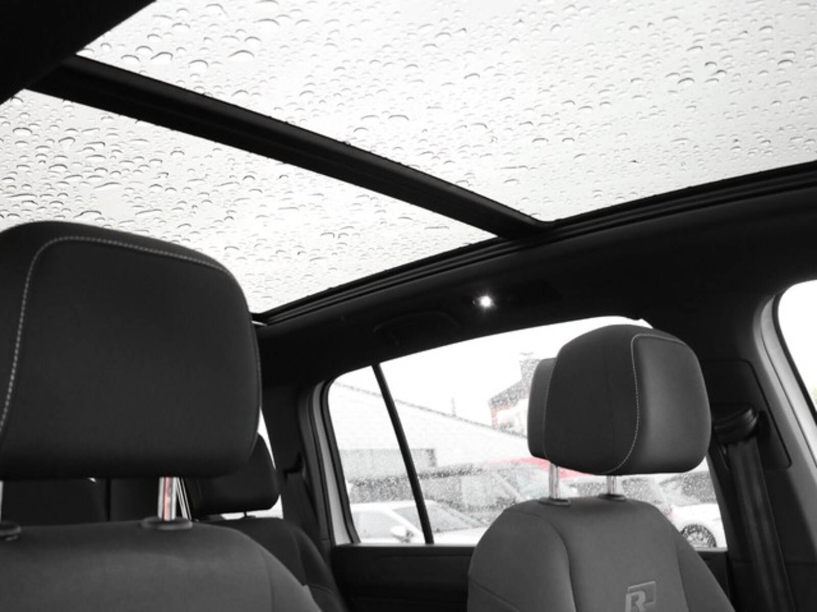 Volkswagen Touran – Bild 11