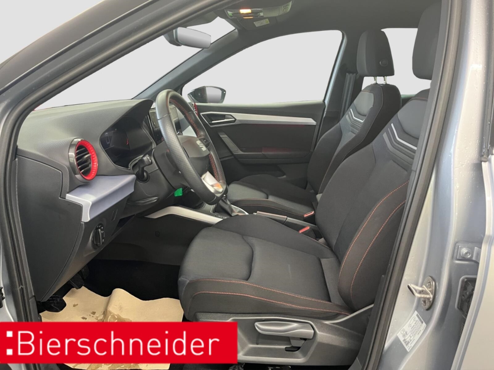 SEAT Arona – Bild 13