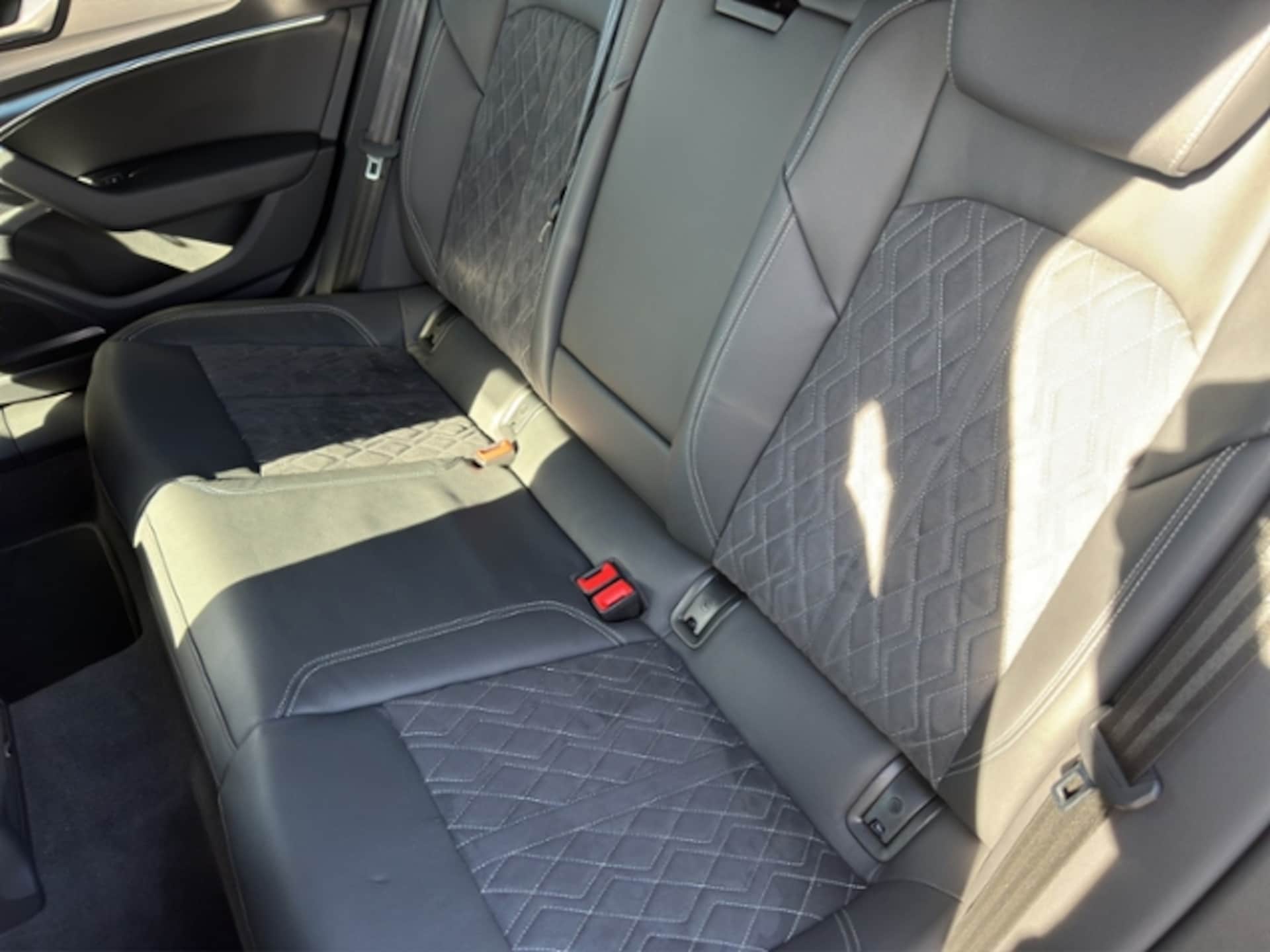 Audi S6 Avant