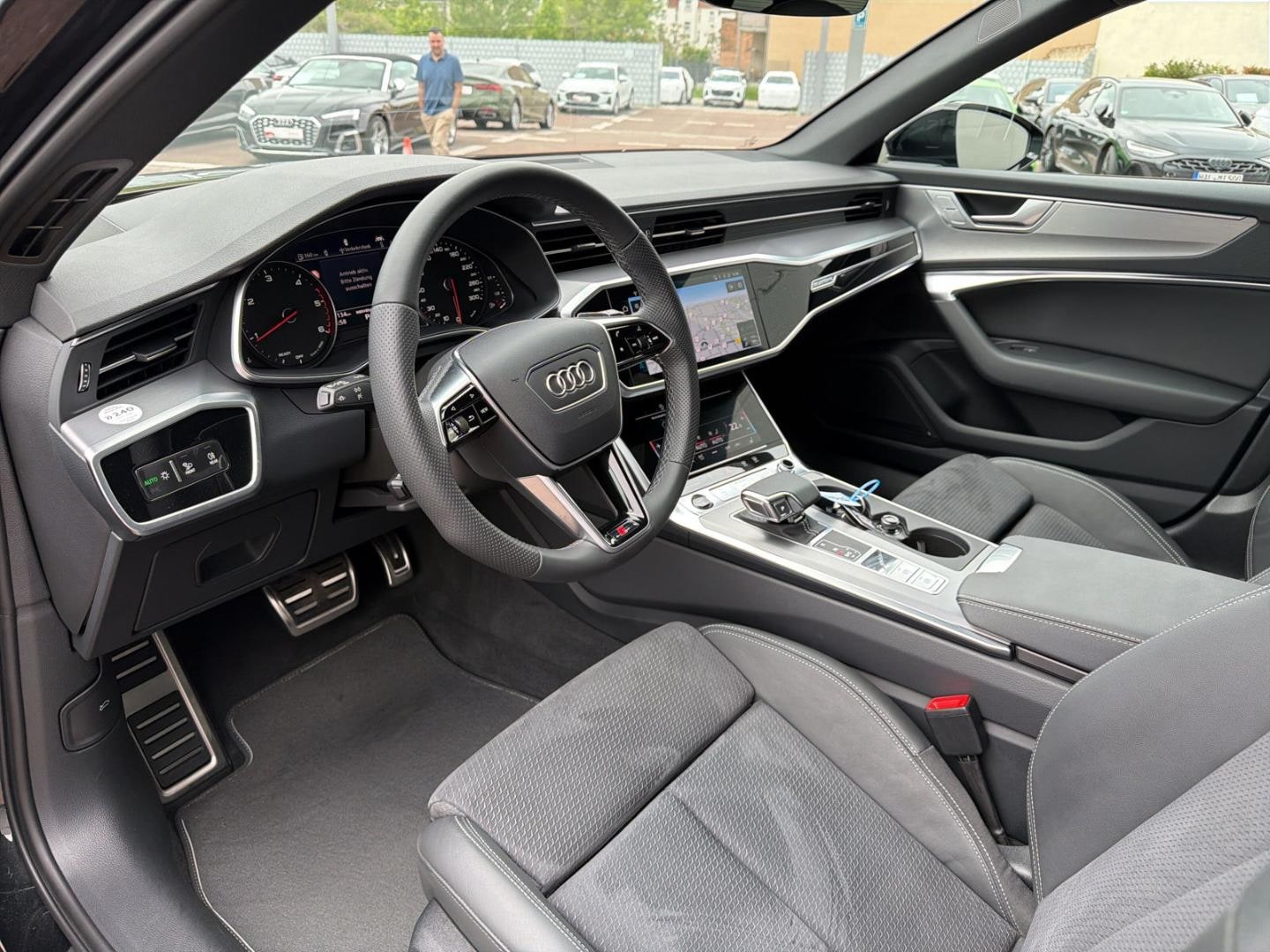Bild über Audi A6 Avant sport 45 TDI quattro S tronic - für weitere Informationen kontaktieren Sie den Audi Partner