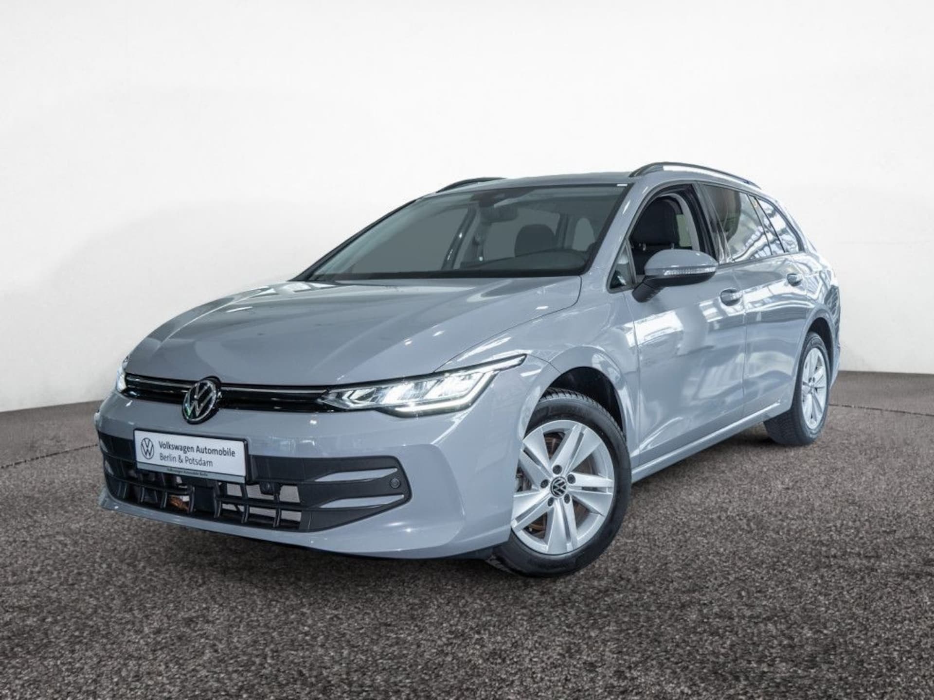 Volkswagen Golf Variant Life