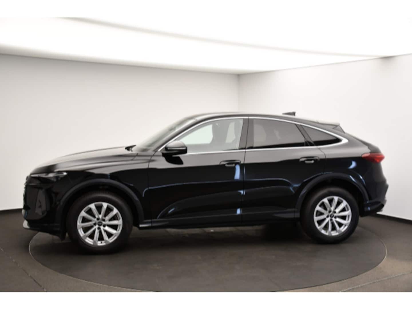 Bild über Audi Q5 Sportback TDI quattro 150 kW S tronic - für weitere Informationen kontaktieren Sie den Audi Partner