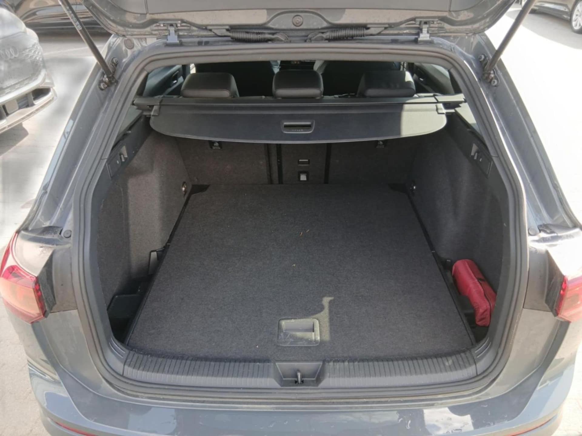 Volkswagen Golf Variant R-Line
