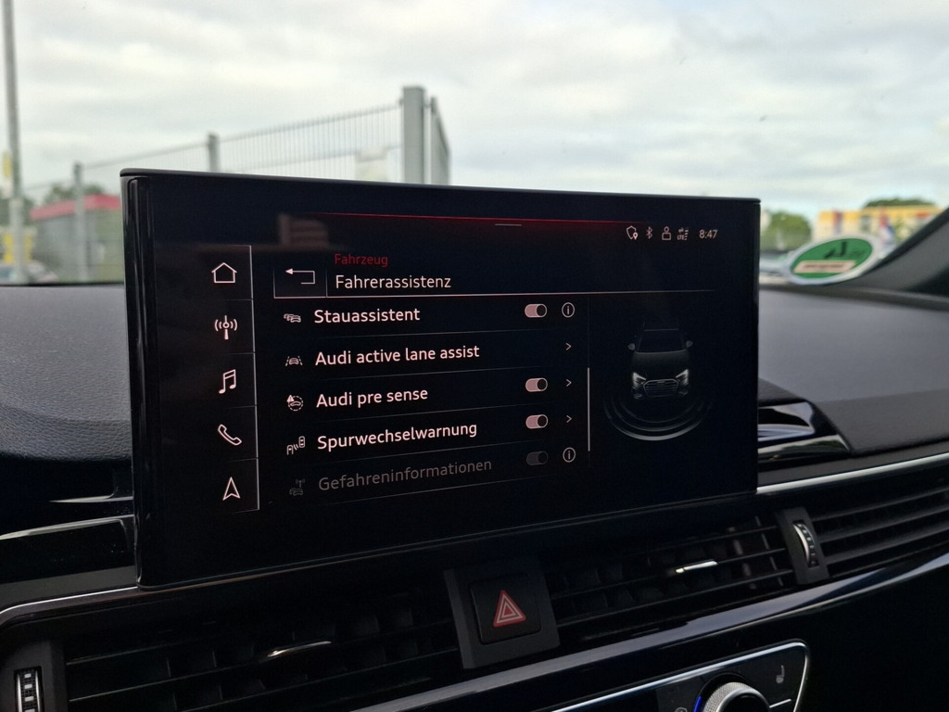Audi A4 Avant S line