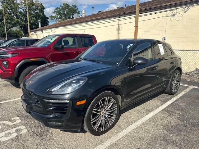 2017 Porsche Macan