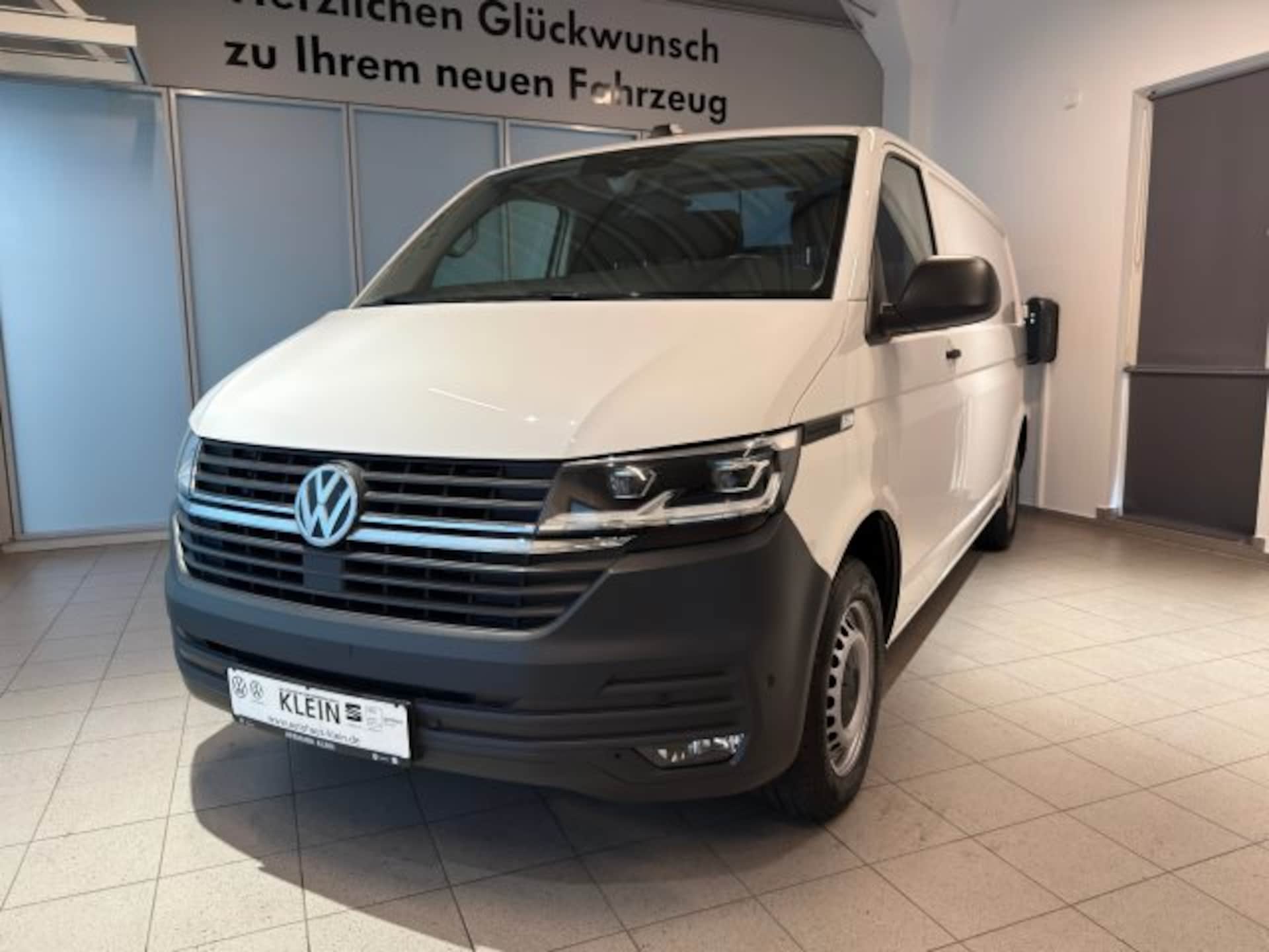 Volkswagen T6.1 Transporter Kasten langer Radstand