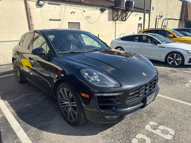 2017 Porsche Macan