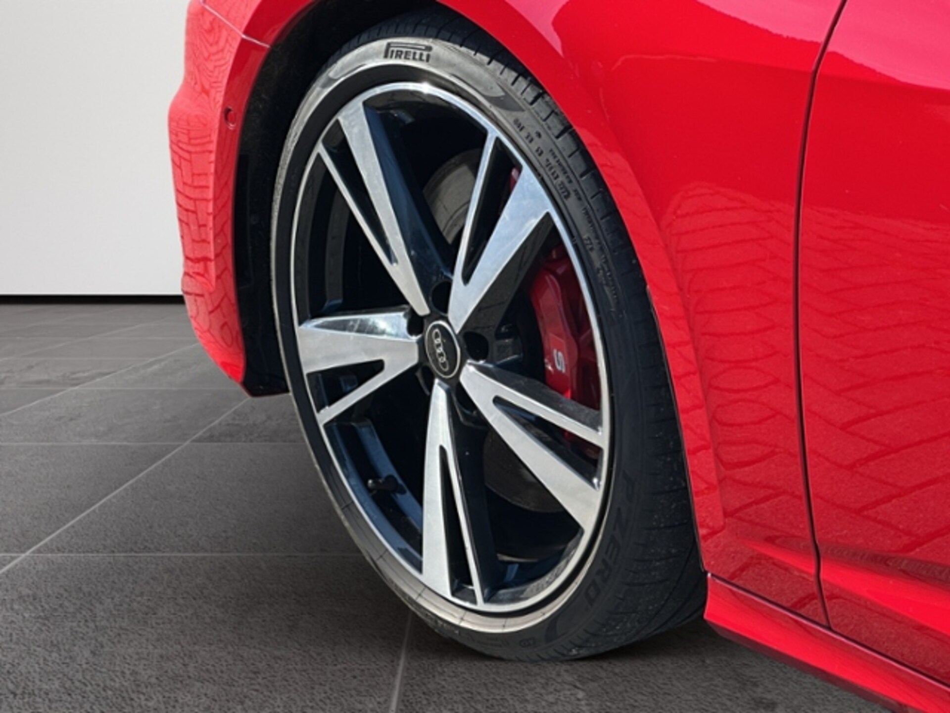 Audi S6 Avant