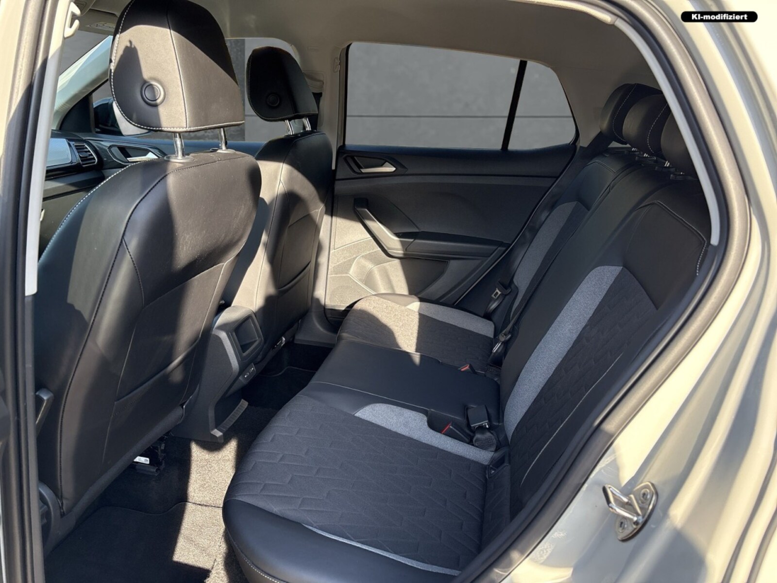 Volkswagen T-Cross – Bild 10