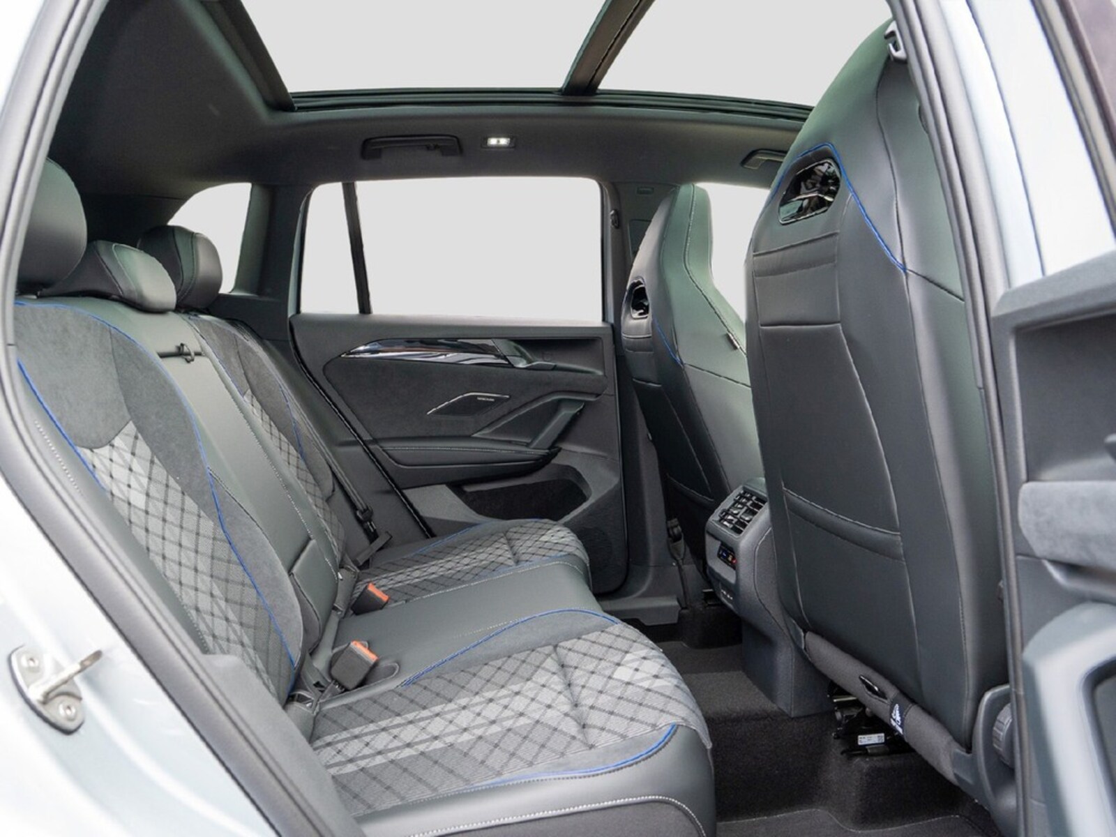 Volkswagen Tiguan – Bild 9