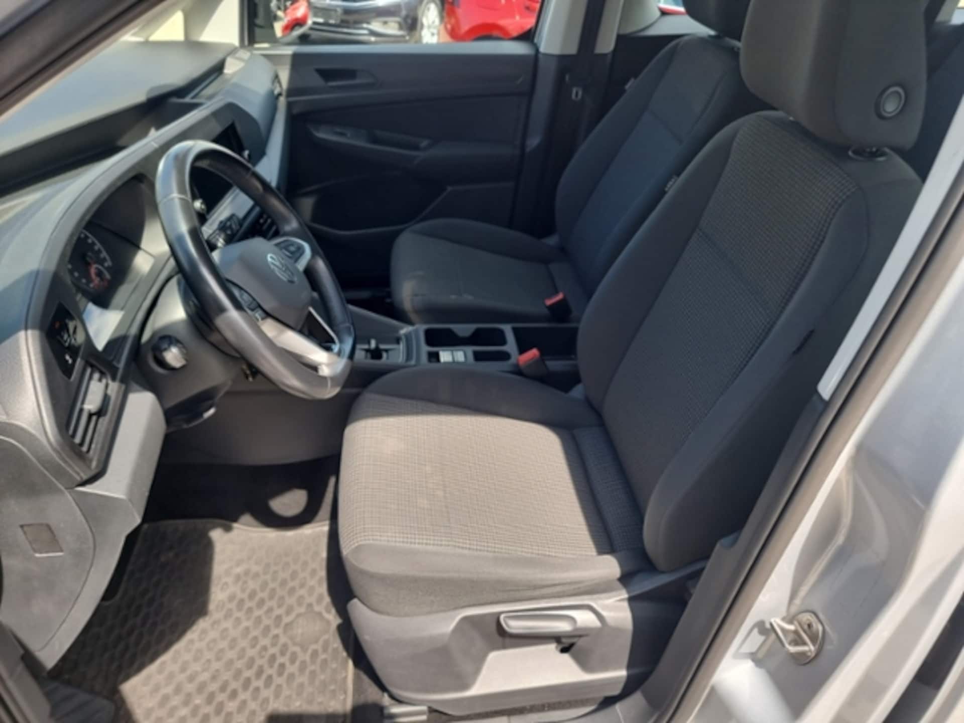 Volkswagen Caddy Basis-Modell