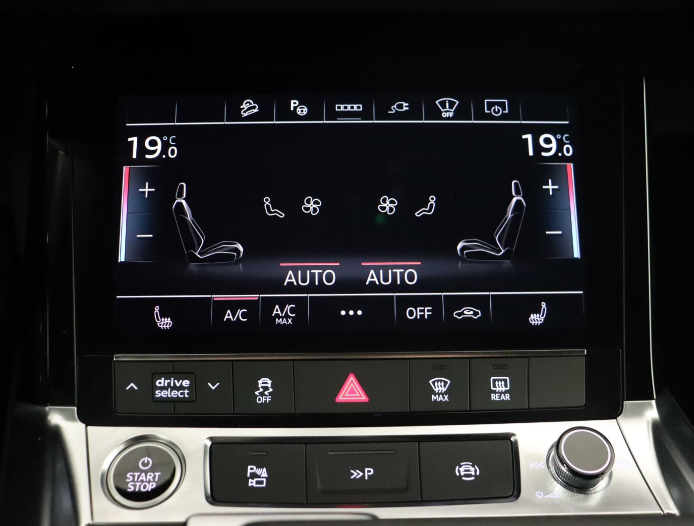 Image about Audi Q8 e-tron S line 55 e-tron quattro