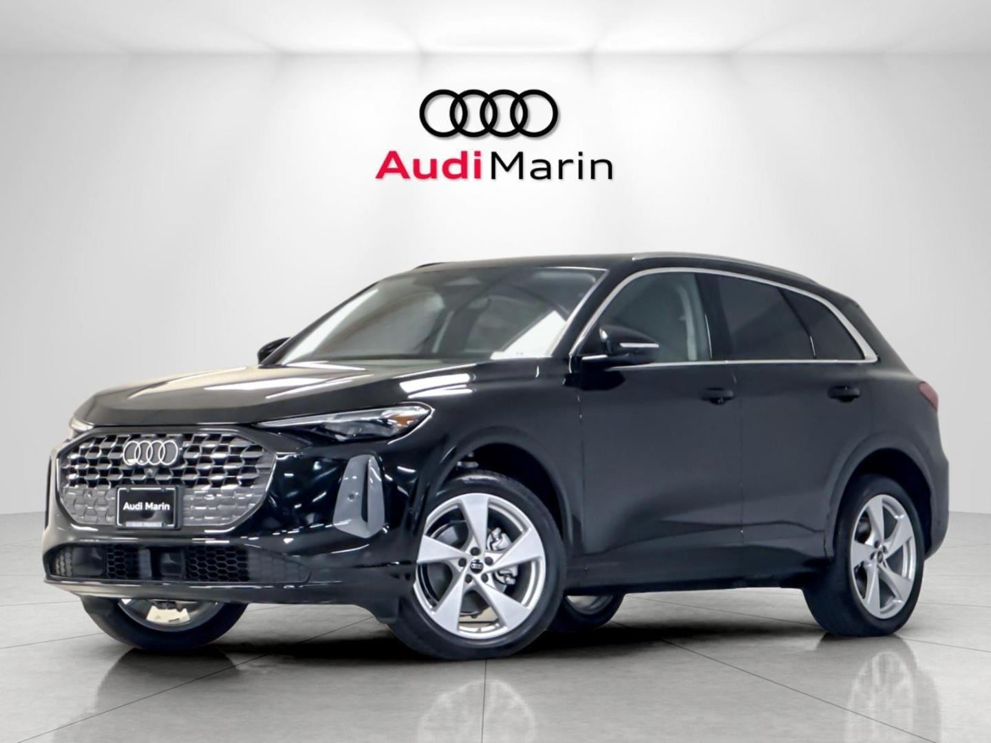 2025 Audi Q5 40 Premium Plus's photo