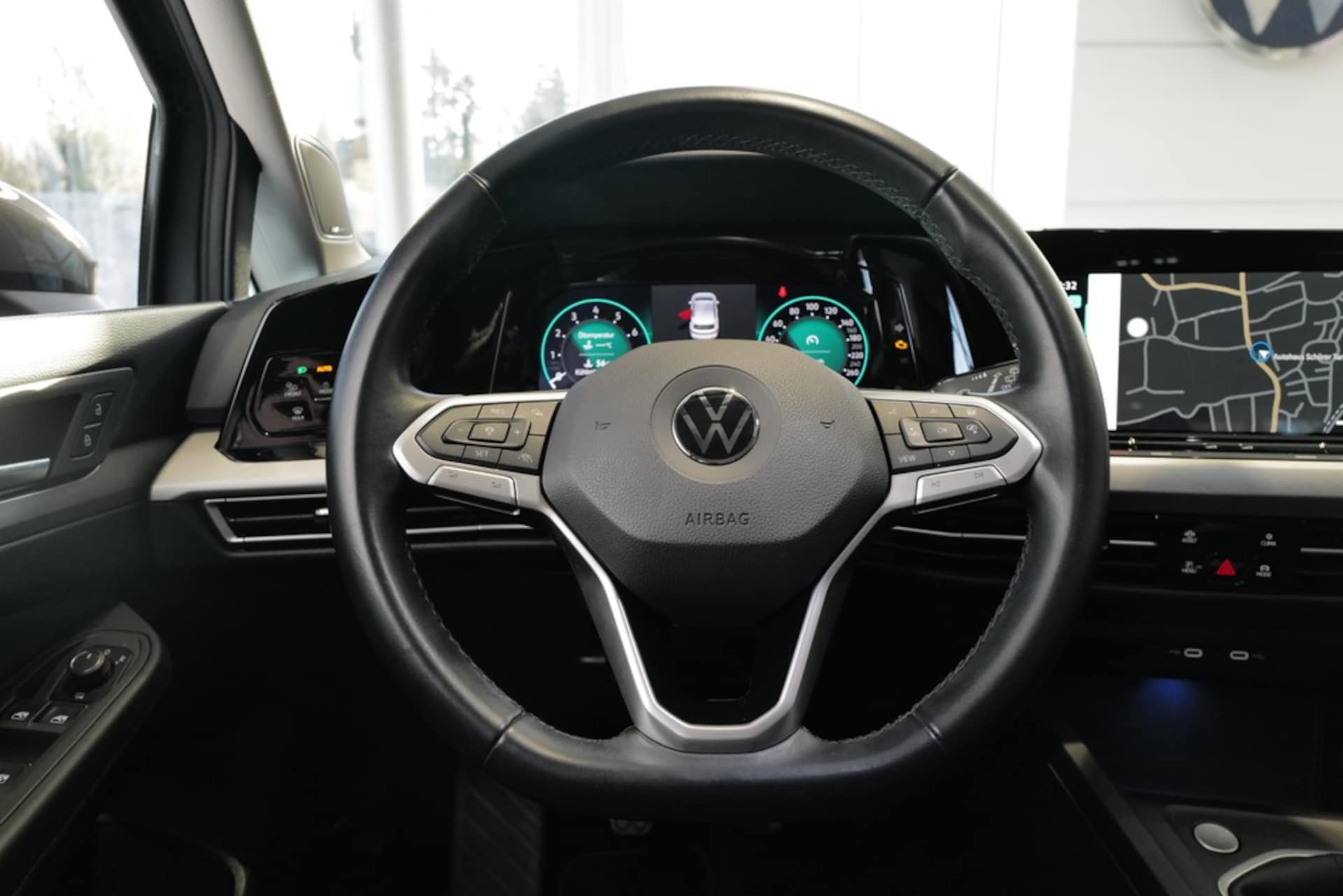 Volkswagen Golf Life