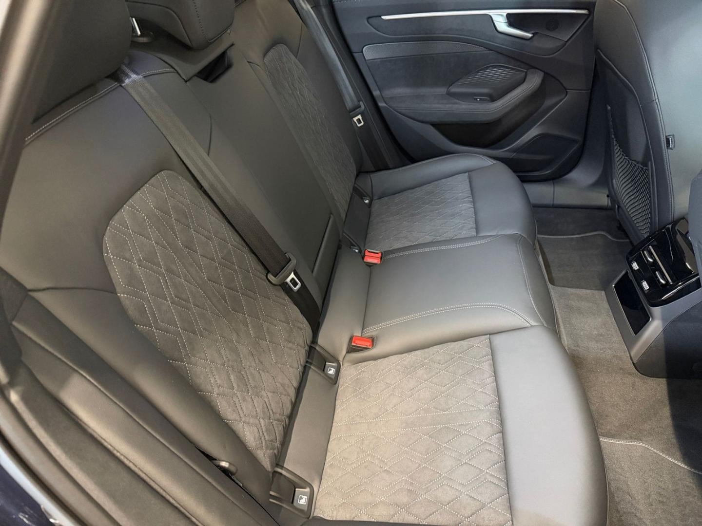 Bild über Audi A6 Avant edition one TDI quattro 150 kW S tronic - für weitere Informationen kontaktieren Sie den Audi Partner