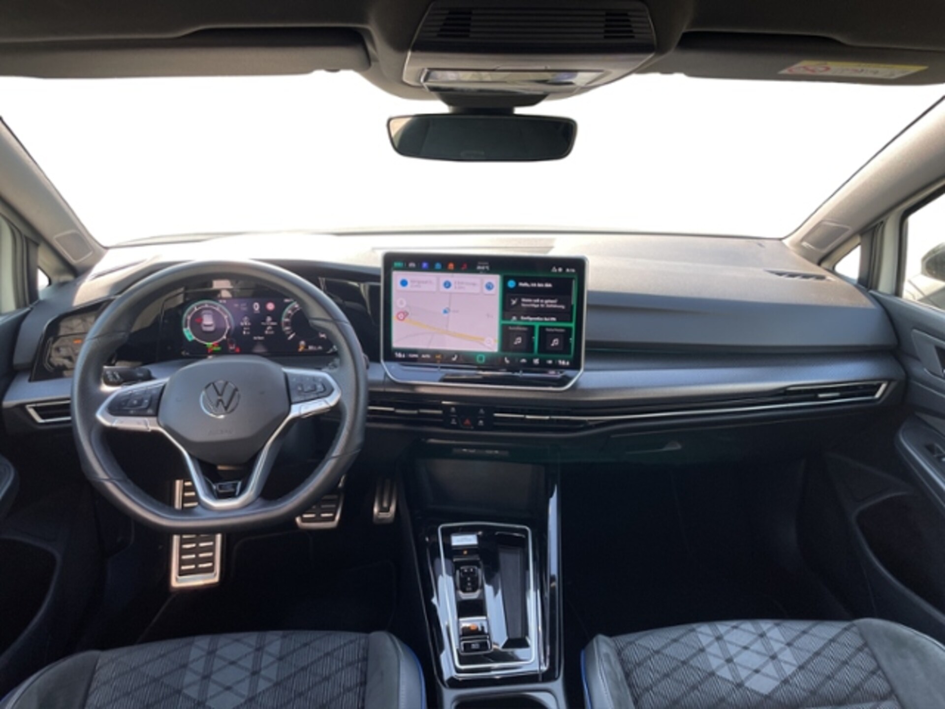 Volkswagen Golf R-Line