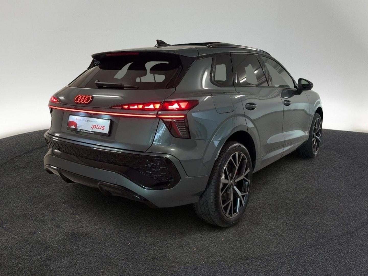 Bild über Audi Q3 SUV e-hybrid e-hybrid 200 kW S tronic - für weitere Informationen kontaktieren Sie den Audi Partner