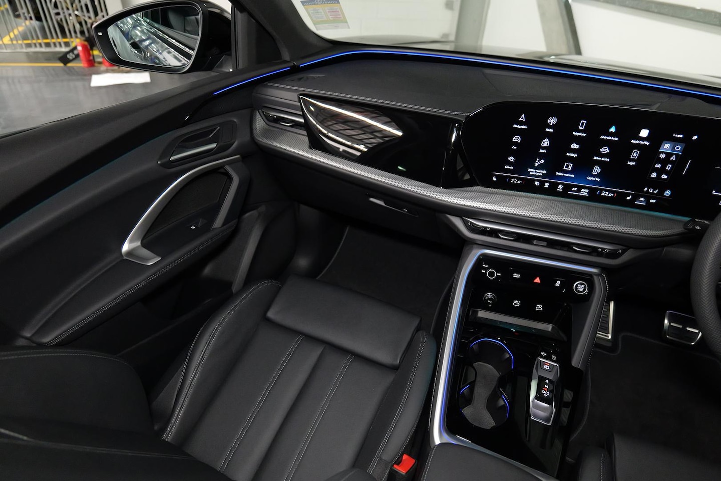 Image about Audi Q5 SUV TDI quattro 150 kW sport