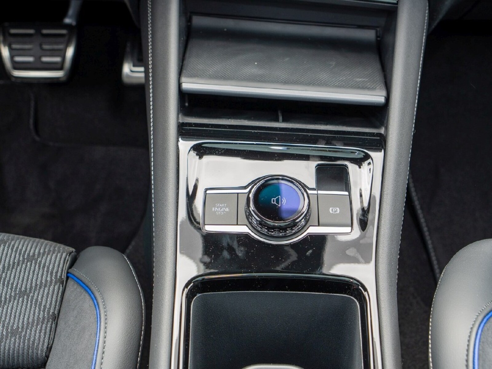 Volkswagen Tiguan – Bild 12