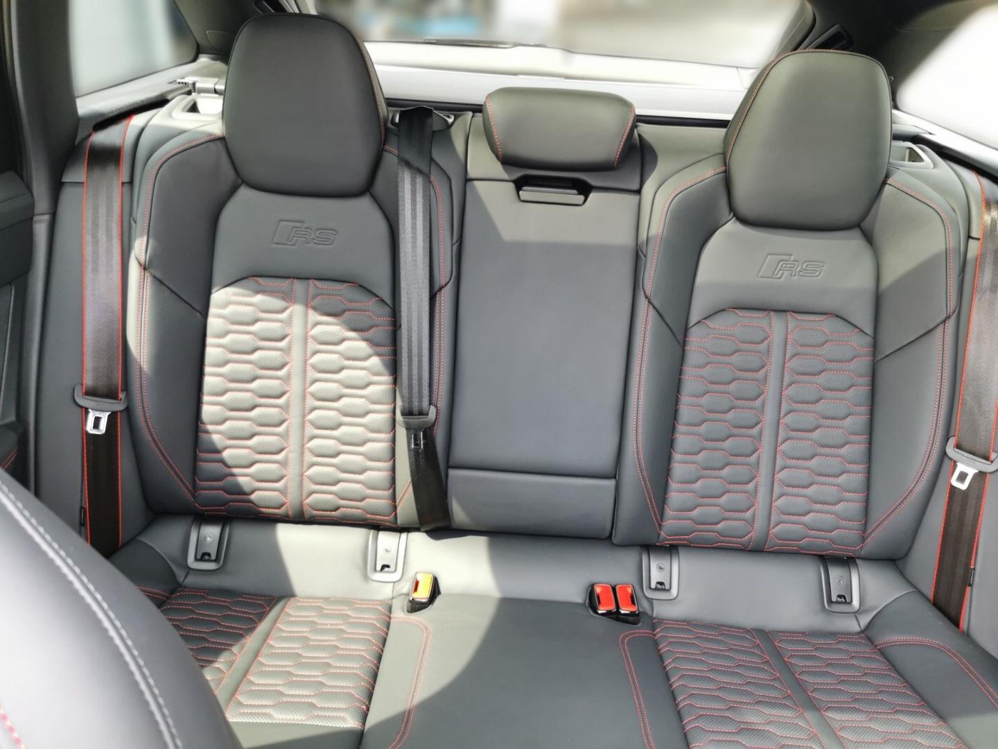Image about Audi RS 6 Avant performance quattro tiptronic