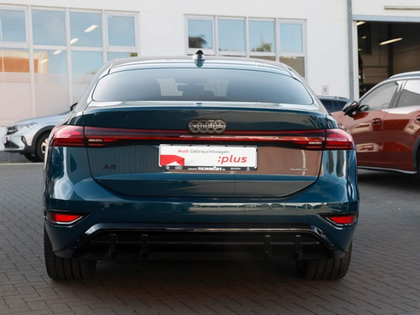 Bild über Audi A6 Sportback e-tron e-tron quattro - für weitere Informationen kontaktieren Sie den Audi Partner
