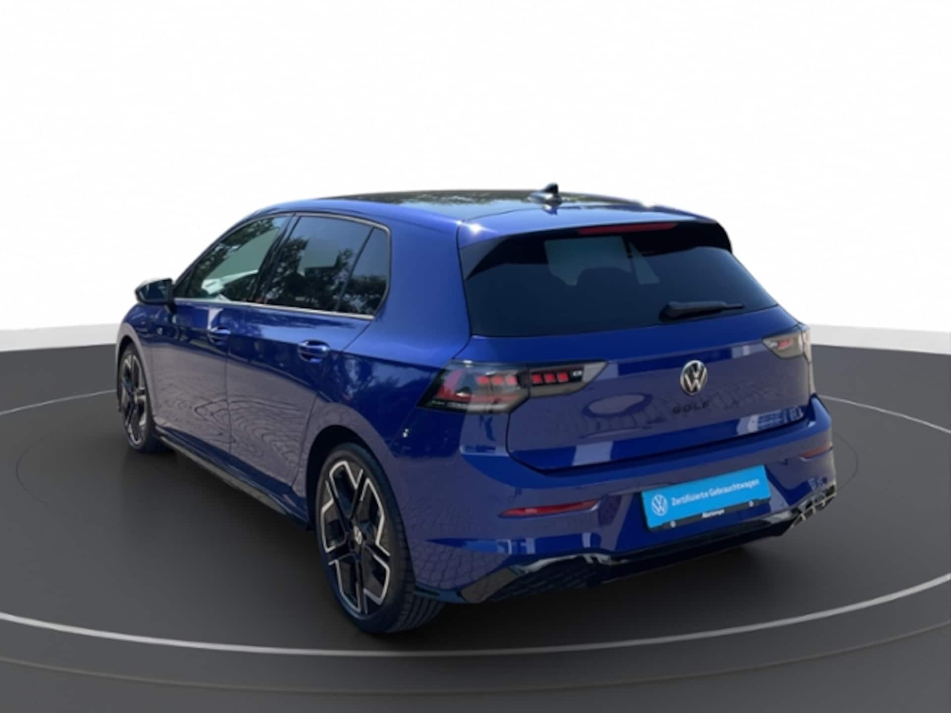 Volkswagen Golf R-Line