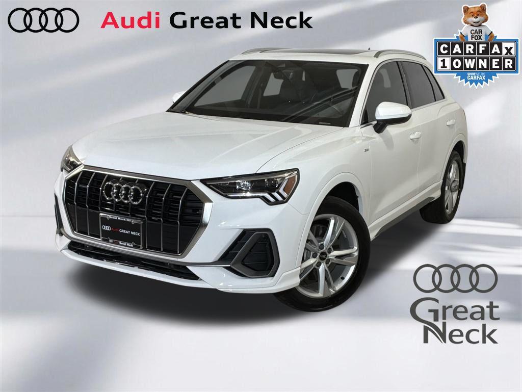 2023 Audi Q3 45 TFSI S Line Premium quattro's photo