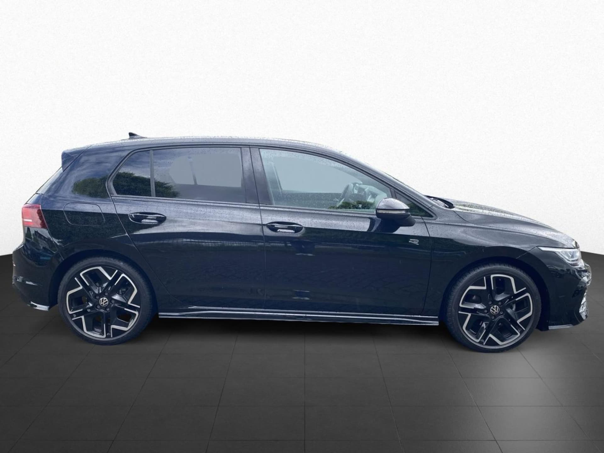 Volkswagen Golf R-Line