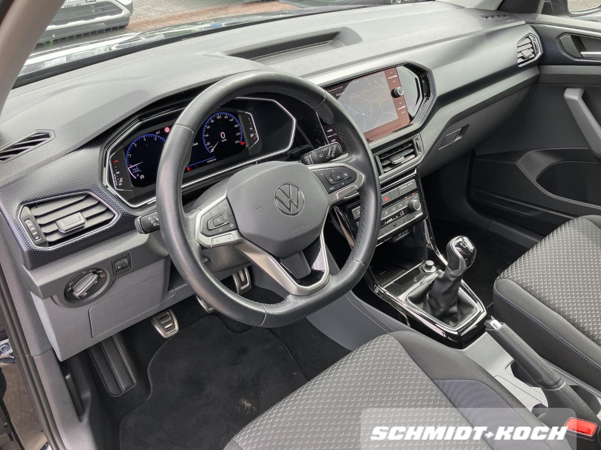 Volkswagen T-Cross United