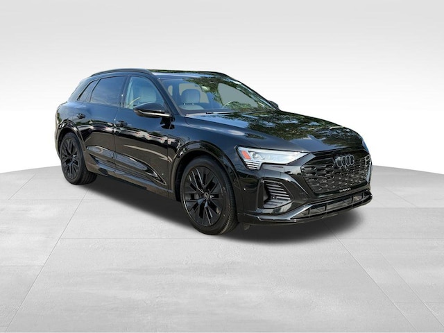 2024 Audi Q8 e-tron