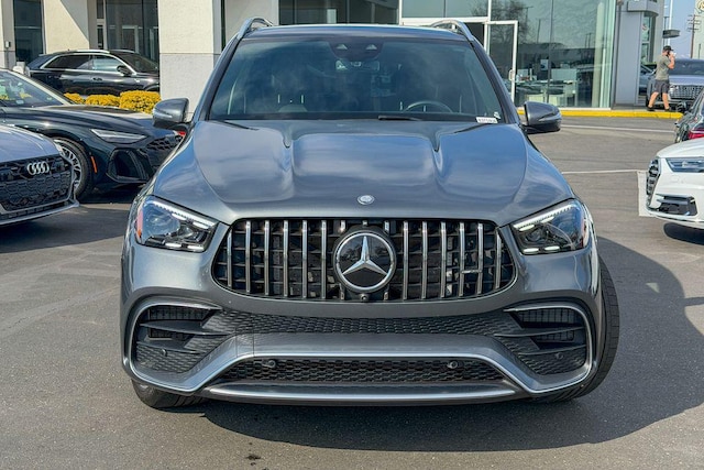 2025 Mercedes-Benz