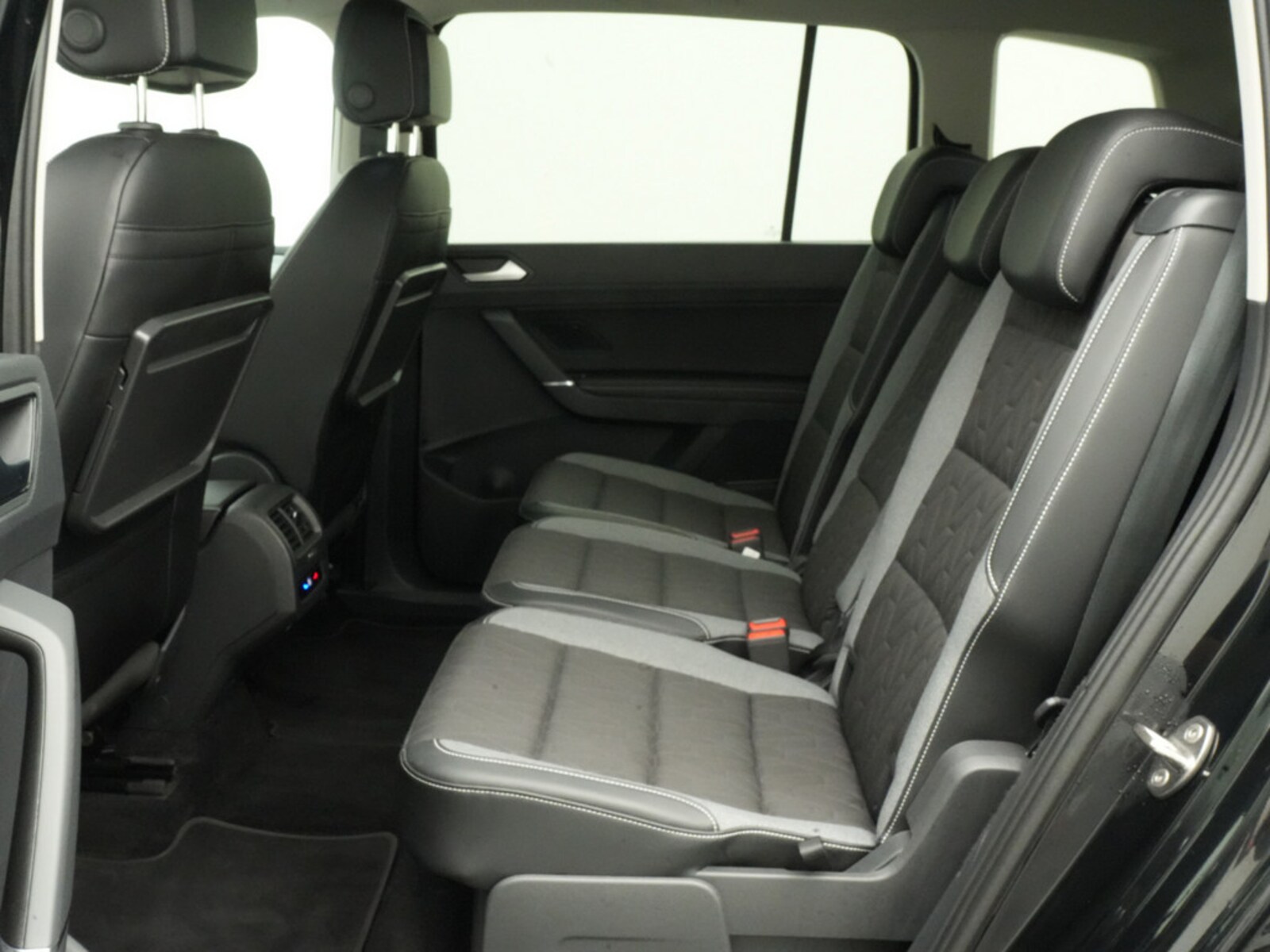 Volkswagen Touran – Bild 17