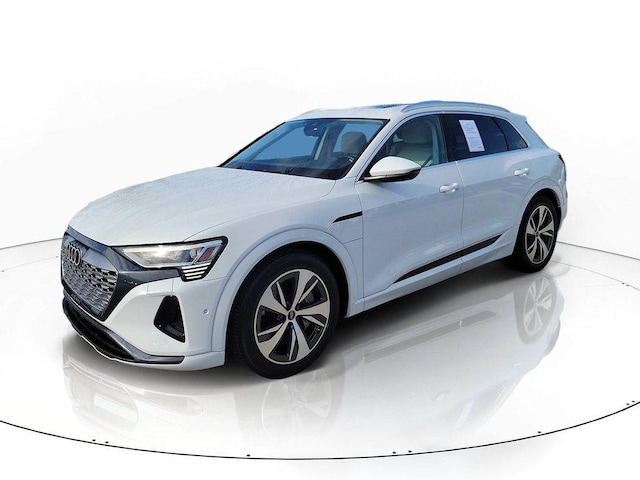 2024 Audi Q8 e-tron