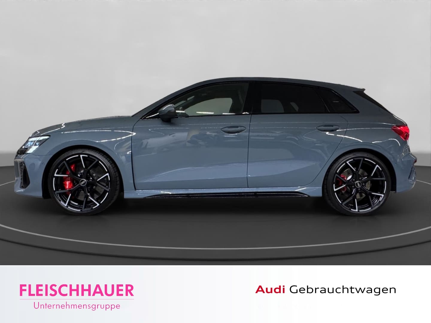 Bild über Audi RS 3 Sportback TFSI quattro S tronic - für weitere Informationen kontaktieren Sie den Audi Partner