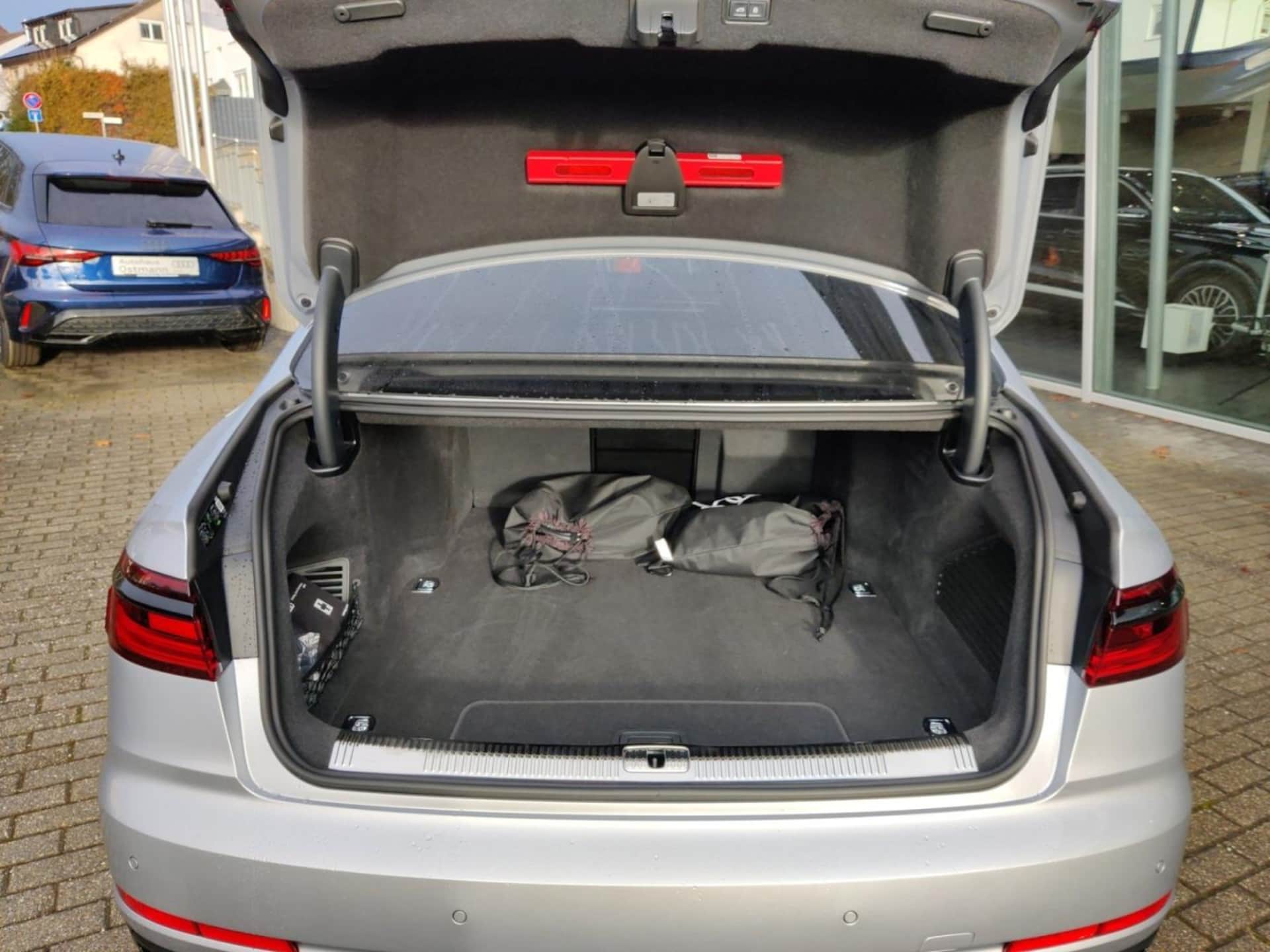Audi A8 TFSI e