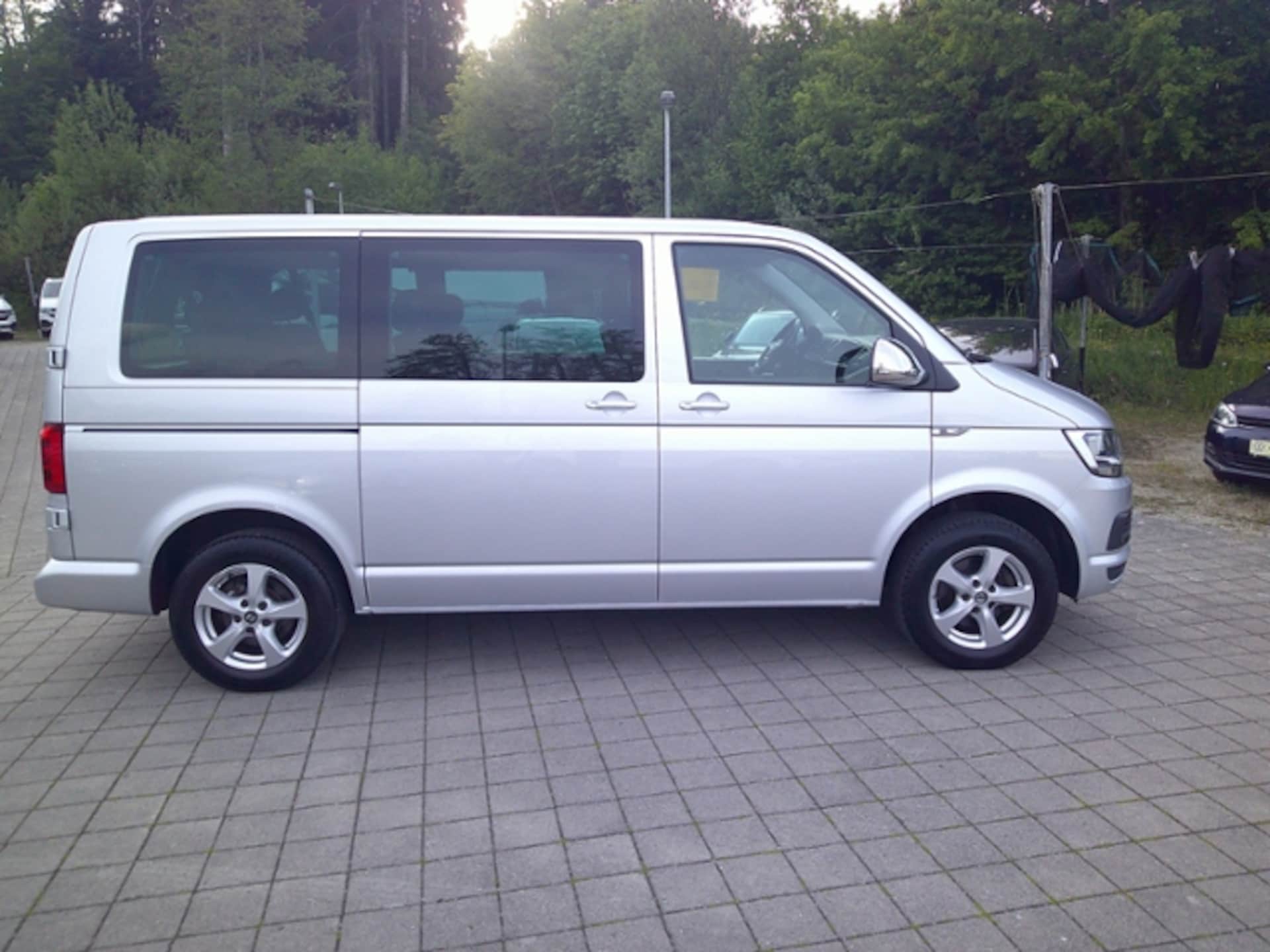 Volkswagen T6 Caravelle Comfortline