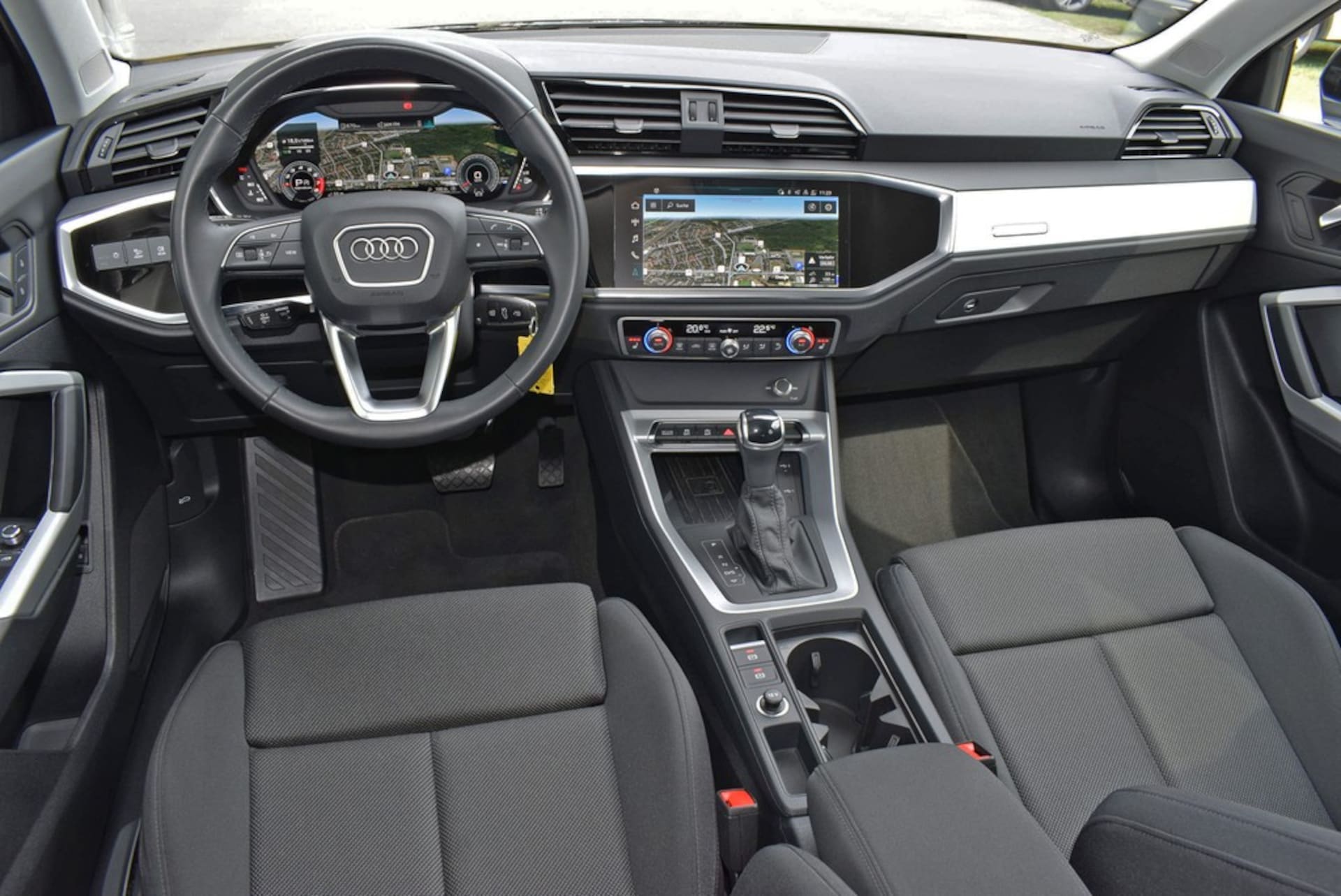 Audi Q3 Sportback S line