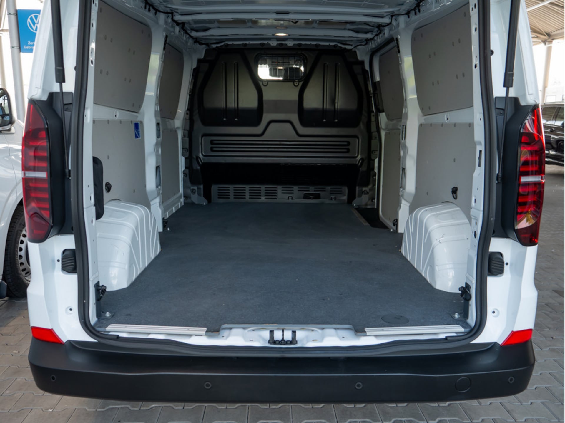 Volkswagen Transporter Kasten langer Radstand