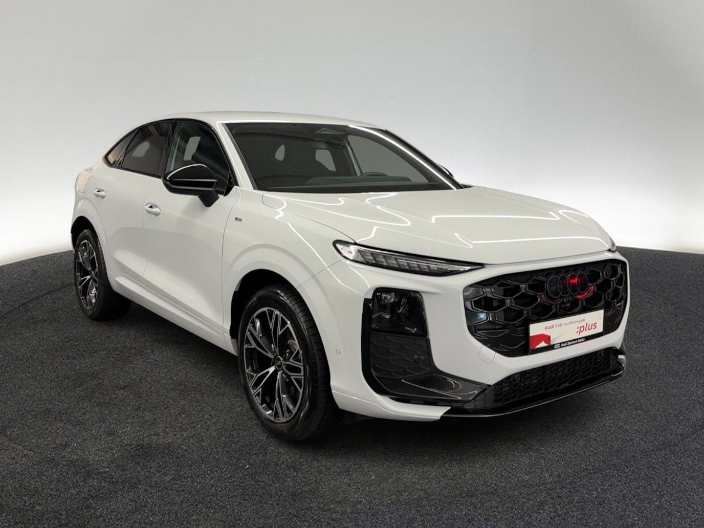 Bild über Audi Q3 Sportback TFSI quattro 150 kW S tronic - für weitere Informationen kontaktieren Sie den Audi Partner