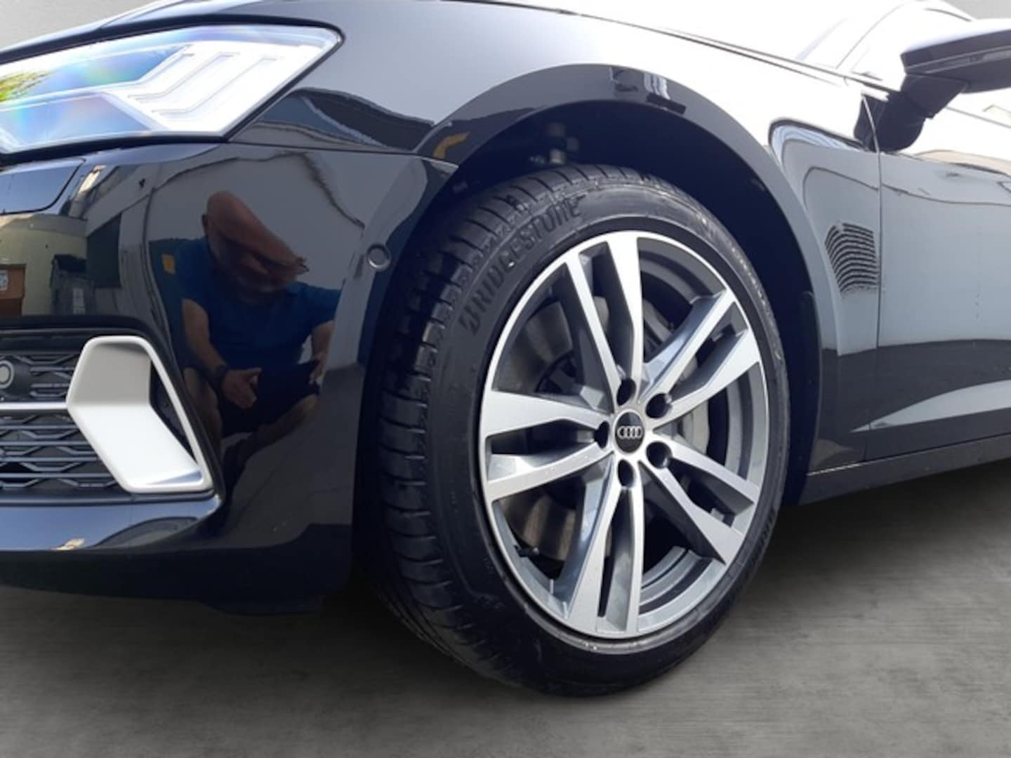 Bild über Audi A6 Avant TFSI e advanced 50 TFSI e quattro S tronic - für weitere Informationen kontaktieren Sie den Audi Partner