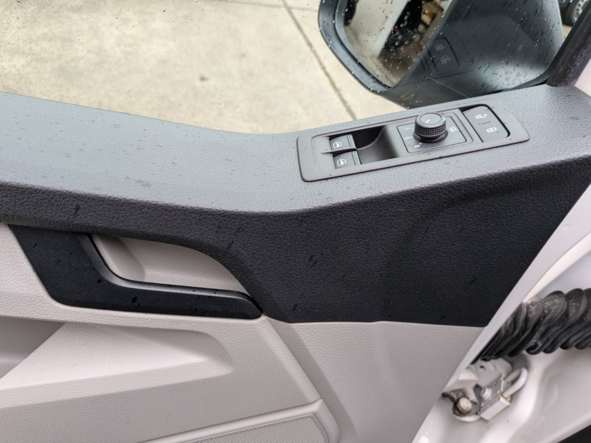 Volkswagen T6 Transporter Kasten langer Radstand