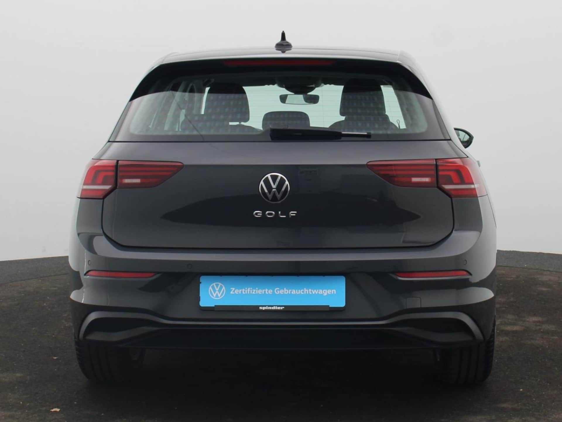 Volkswagen Golf Life