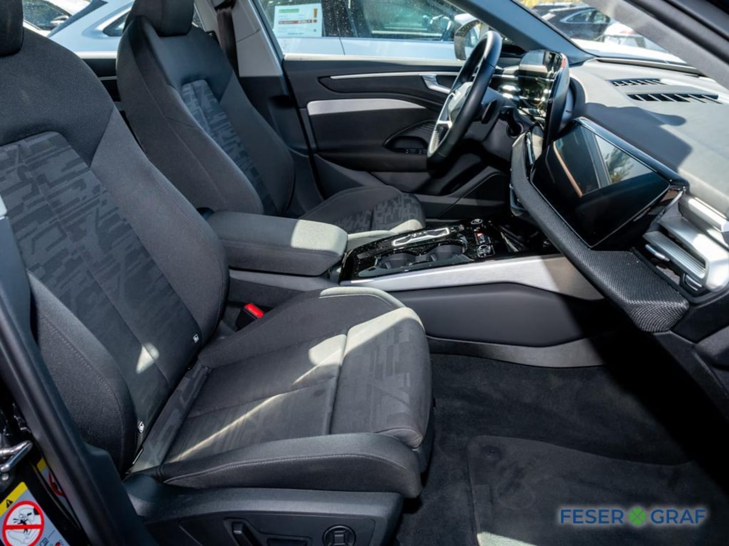 Bild über Audi A6 Avant TDI quattro 150 kW S tronic - für weitere Informationen kontaktieren Sie den Audi Partner