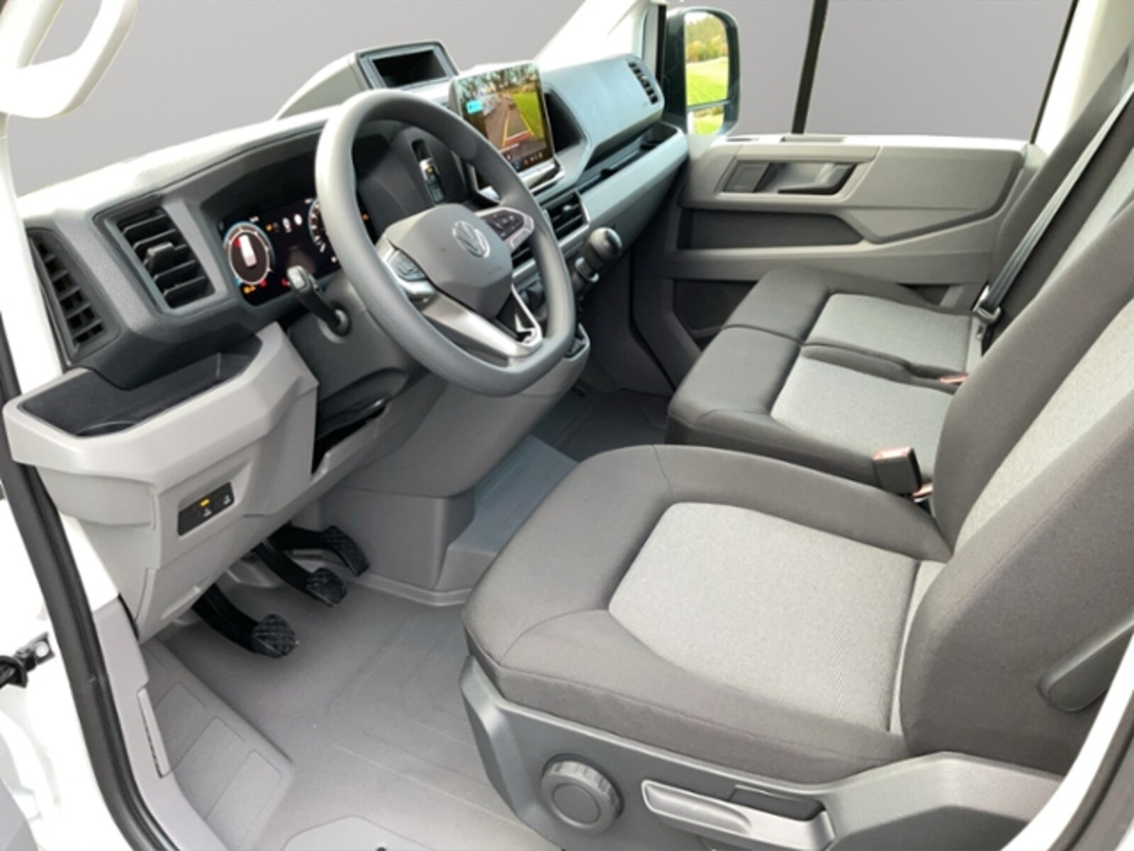 Volkswagen Crafter Kasten mittlerer Radstand – Bild 2