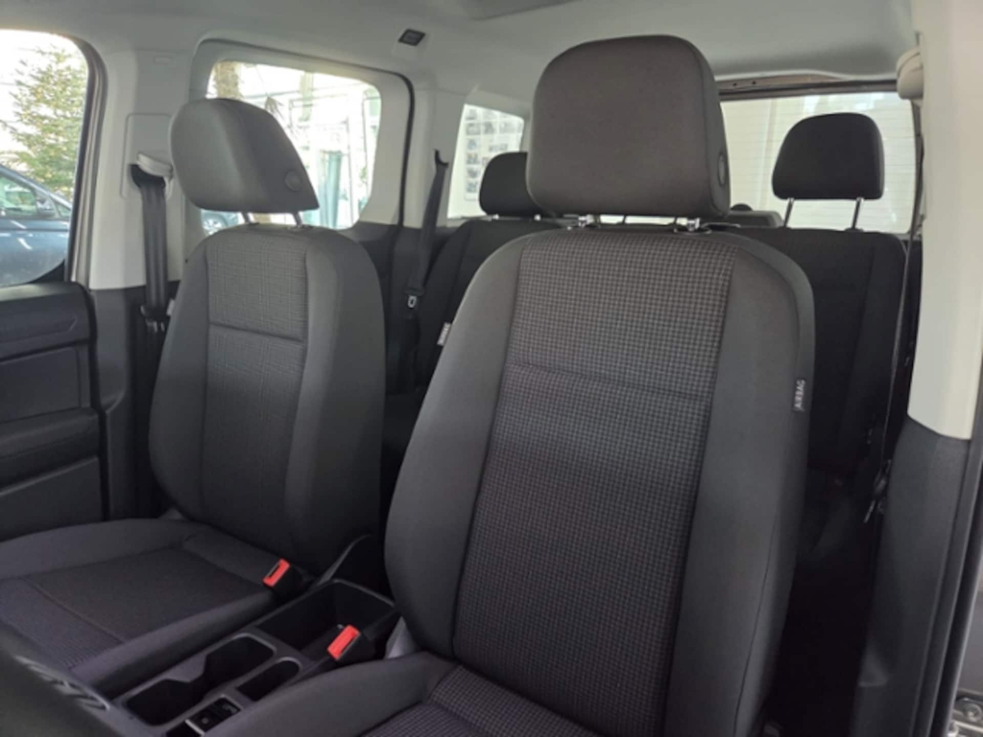 Volkswagen Caddy Basis-Modell