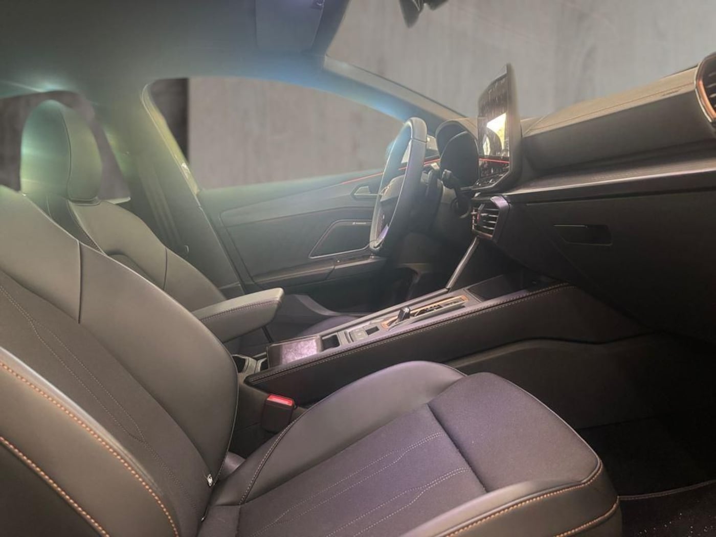 CUPRA Leon León 1.5 TSI e-Hybrid DSG 150 kW (204 CV) — photo 5