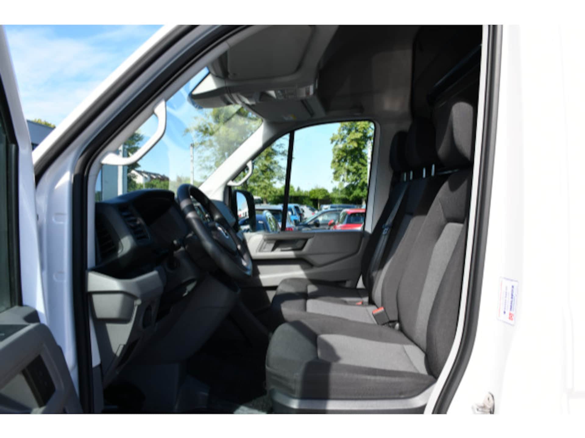 Volkswagen Crafter Kasten mittlerer Radstand