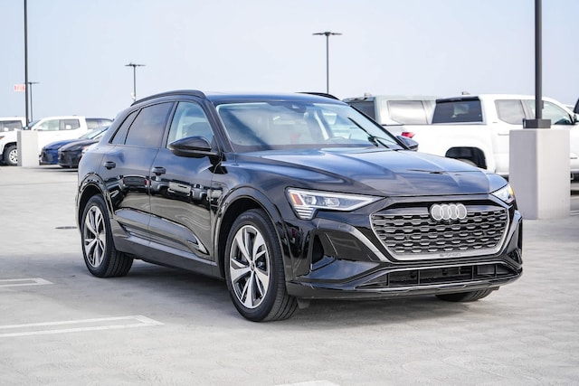 2024 Audi Q8 e-tron