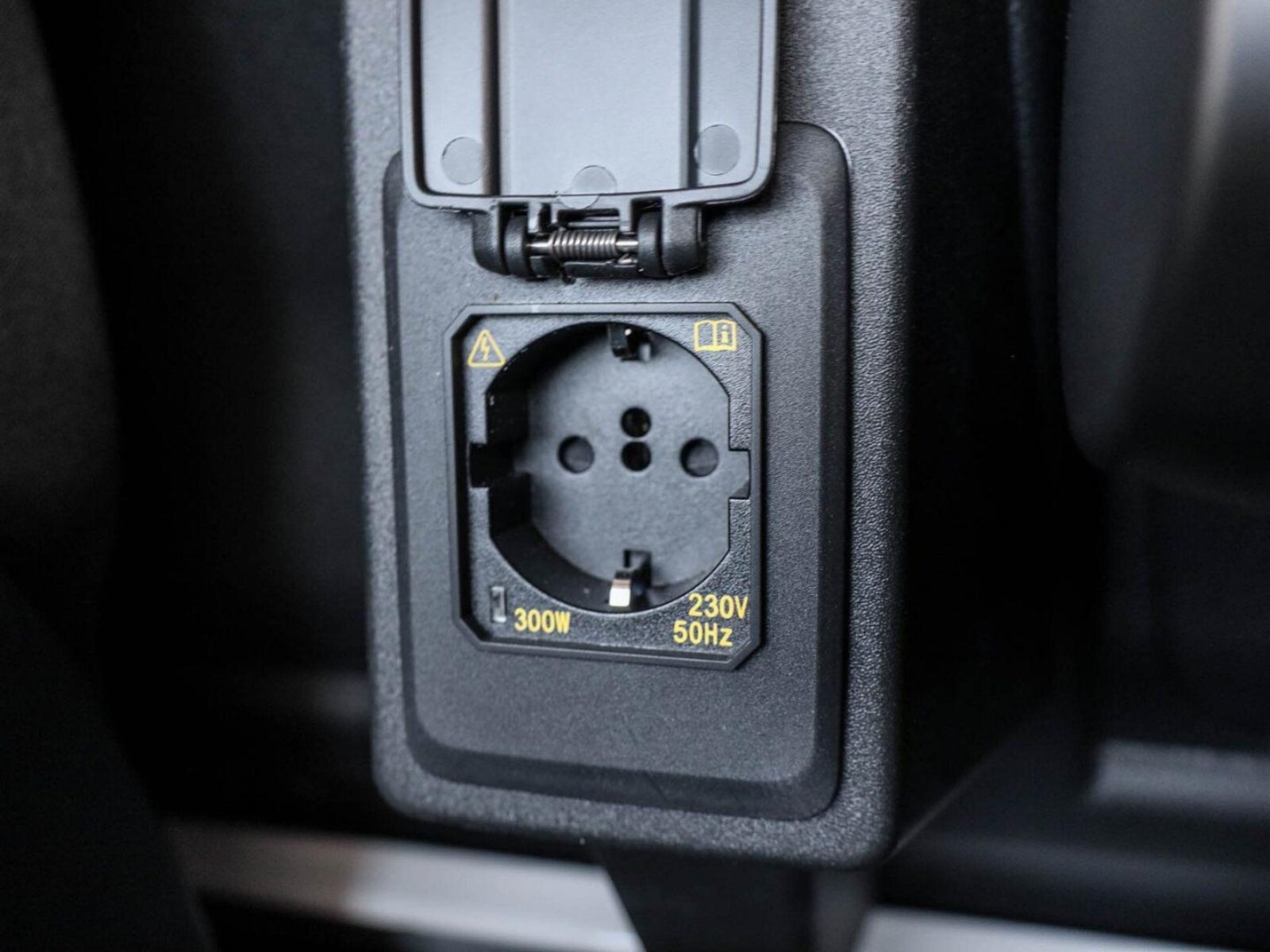 Volkswagen Caddy Cargo – Bild 12